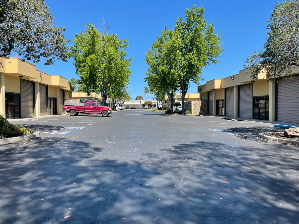 Harbor Business Center photo